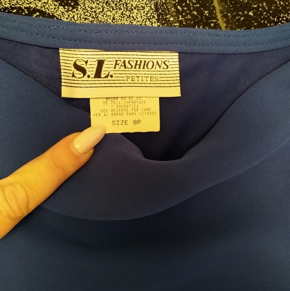 Blue Sheath - Picture 9 of 12